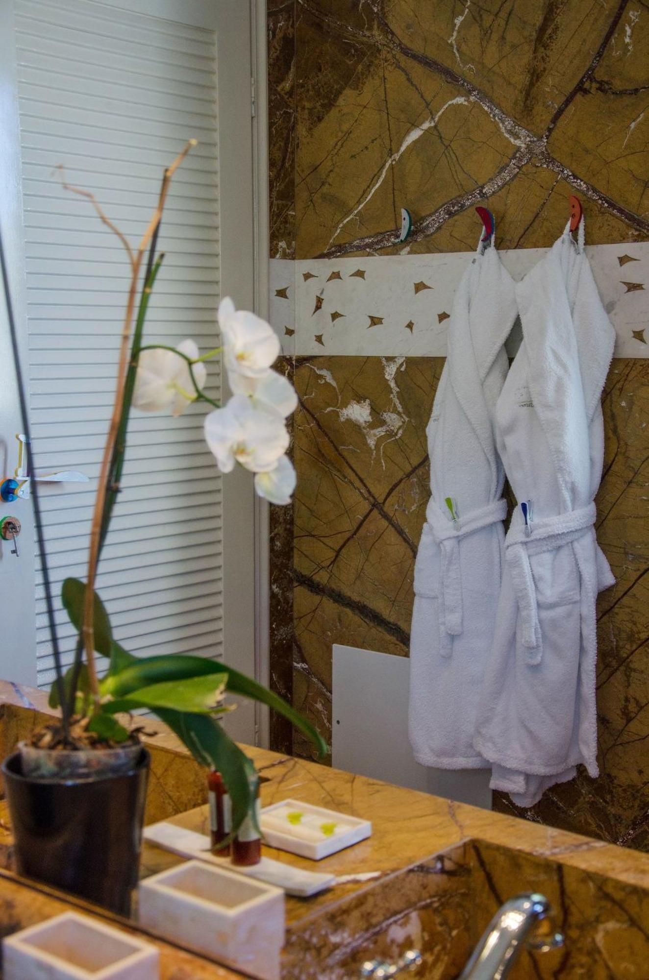Agalia Luxury Suites Koumpara Zimmer foto